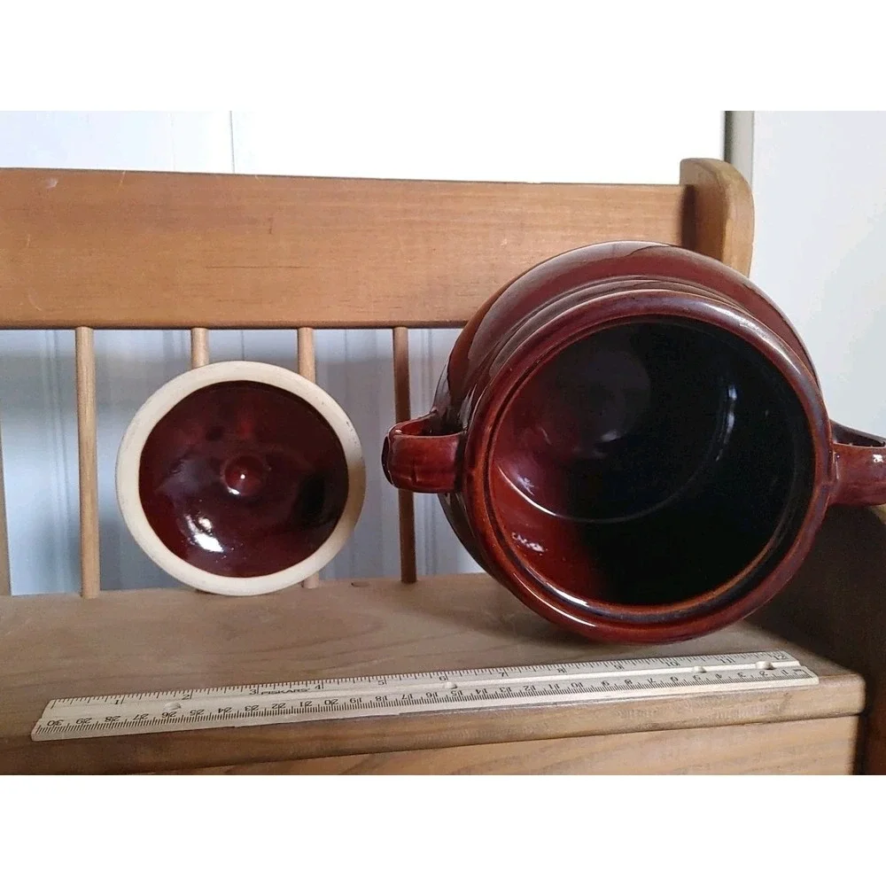 Western Stoneware Two Tone Brown Glaze Bean Pot Maple Leaf On Bottom USA Cottage